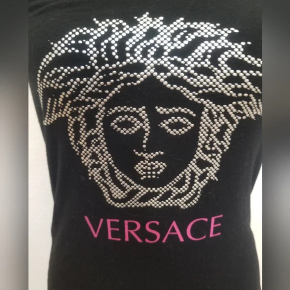 Versace Vintage logo shirt! - Picture 2 of 6